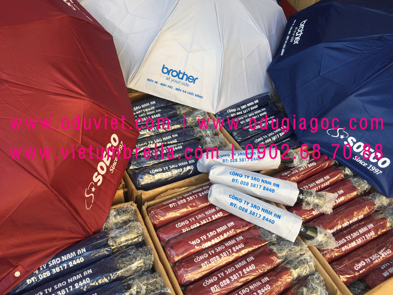 xưởng sản xuất ô dù cầm tay in logo quảng cáo